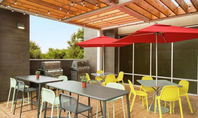 Ballenger Creek Hotel | Home2 Suites By Hilton Frederick