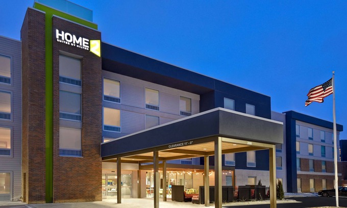 Wichita Hotel | Home2 Suites by Hilton Wichita Downtown Delano
