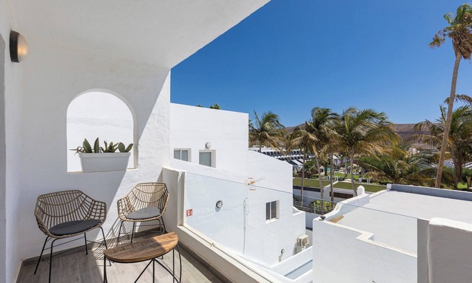 Tarajalejo Apartment | Home2Book Cozy Apt with Terrace near the Beach