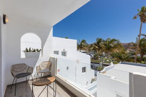 Tarajalejo Apartment | Home2Book Cozy Apt with Terrace near the Beach