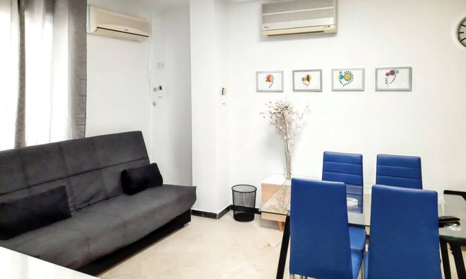 Merida Old Town Apartment | Homerez - Bright Apartment in Mérida with Parking & AC
