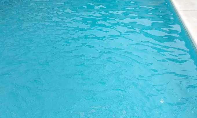 Penaflor Villa | Homerez - Elegant Villa in Peñaflor with Private Pool