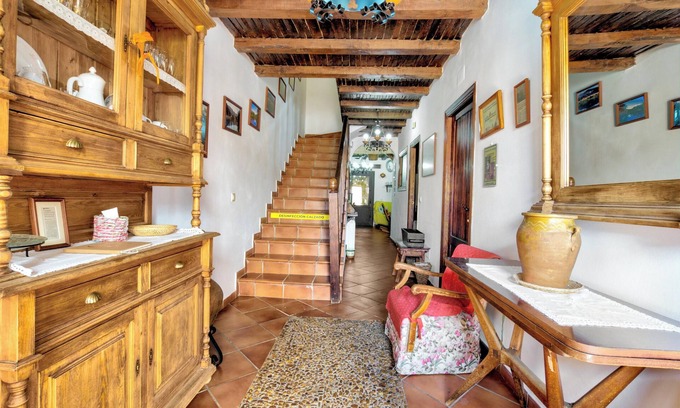 Puebla de Don Rodrigo House | Homerez - House in Puebla de Don Rodrigo