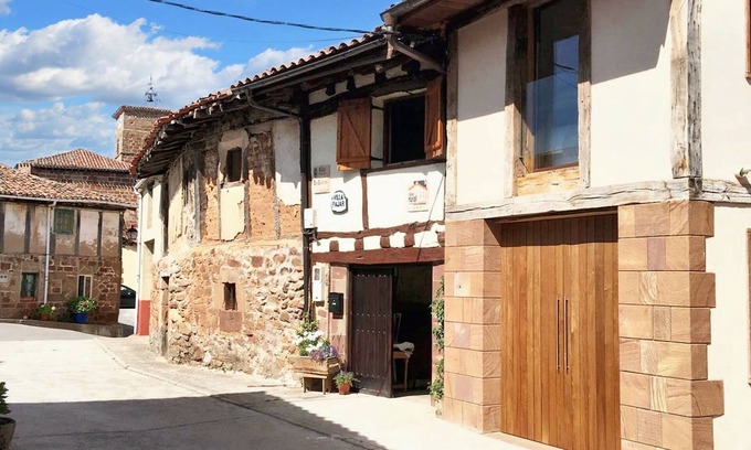 Villasur de Herreros House | Homerez - House, Villasur de Herreros