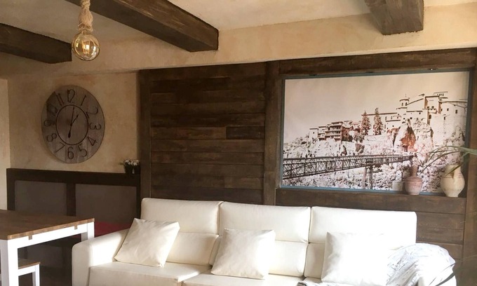 Old Town Apartment | Homerez - Nice appartement for 5 ppl. at Cuenca