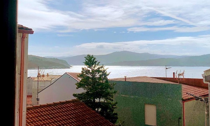 Corme Porto House | Homerez - Spacious house 6 km from the beach for 6 pers. in Corme Porto