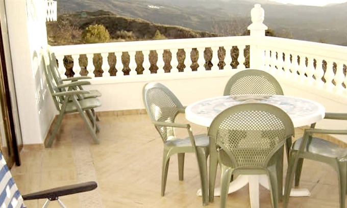 Yegen House | Homerez - Spacious house for 6 ppl. with terrace and balcony at Yegen