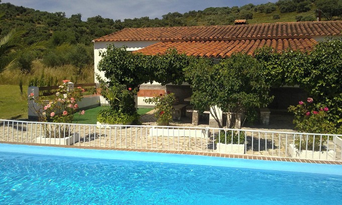 Aroche Villa | Homerez - Villa in Aroche with pool.