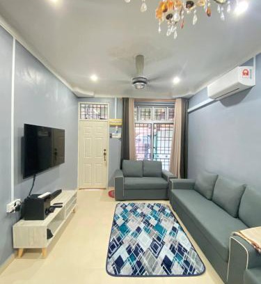 Kepala Batas House | Homestay Loveina Bertam