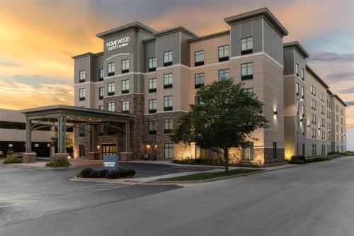 Milwaukee Hotel | Homewood Suites By Hilton Wauwatosa Milwaukee