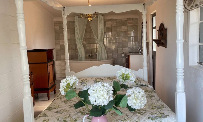 Grabouw House | Honeymoon Stay at The James Family Farm