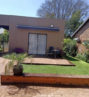 Sinoville House | Hoovers Nest