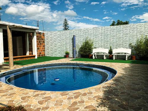 El Cerrito House | Hospedaje campestre Cerca de Cali y Palmira