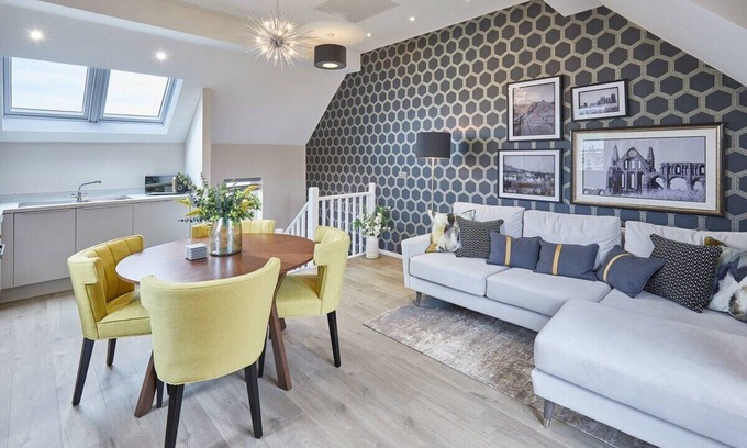 Briggswath House | Host & Stay | Lightkeeper's Cottage