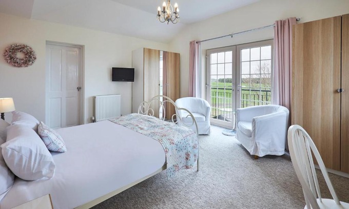 Bedlington Apartment | Host & Stay - The Paddock