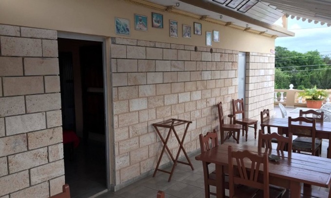 Municipality of Cienaga de Zapata House | Hostal Nueva Vida