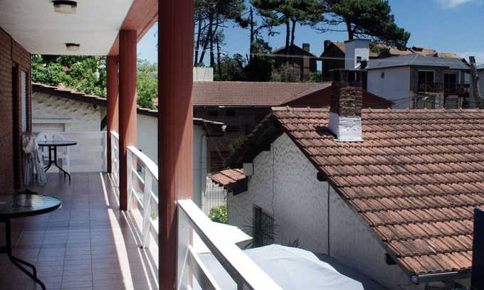 Villa Gesell Hotel | Hostería Robert