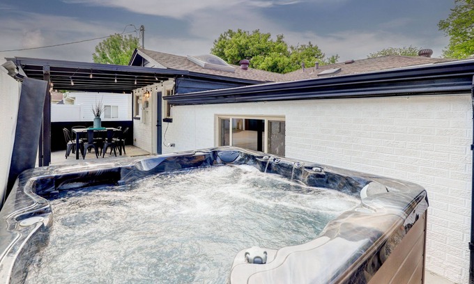 Arvada House | Hot Tub, Fire Pit, Ping-Pong, 3 min walk to Olde Town Arvada!