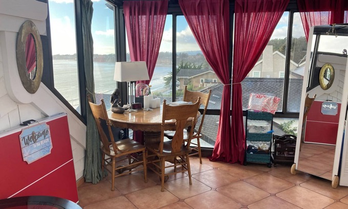 Aptos Resort | Hot tub, Panoramic Ocean Views above 100' cliff! No overnight stays Day use only