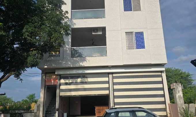 Sehore Hotel | Hotel Aarav Palace