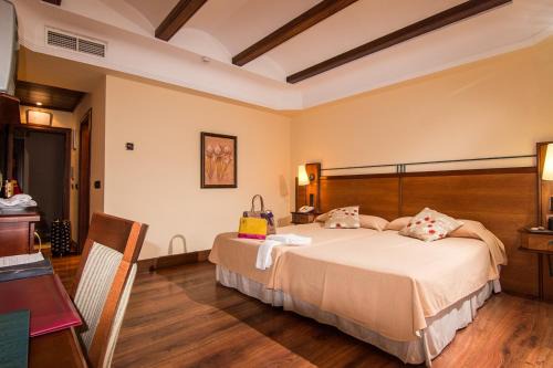 Guadix Hotel | Hotel Abades Guadix