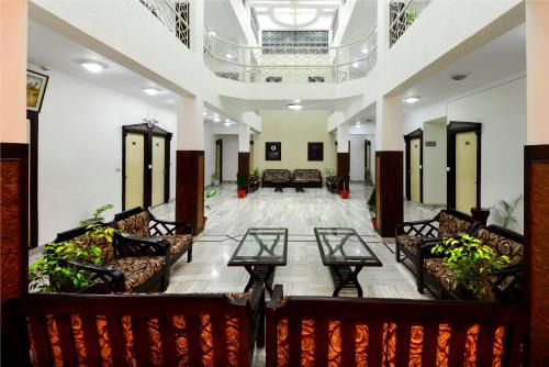 Fatehabad Road Hotel | Hotel Ashish Palace