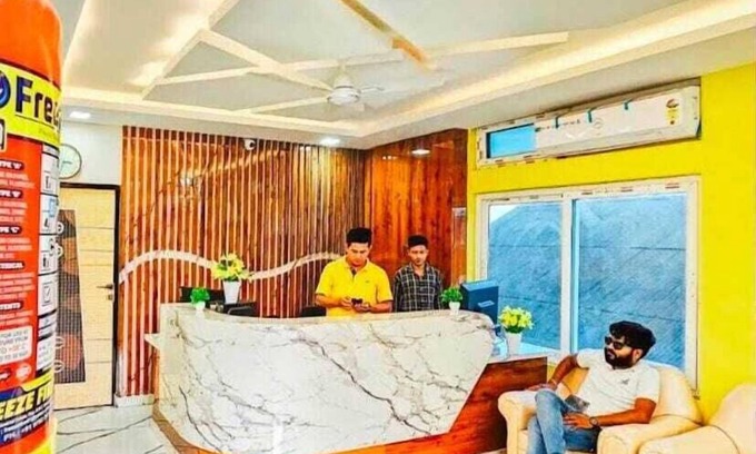 Pasighat Hotel | Hotel Bandu By GRB