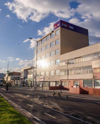 Kennedy Hotel | Hotel ByHours Las Américas