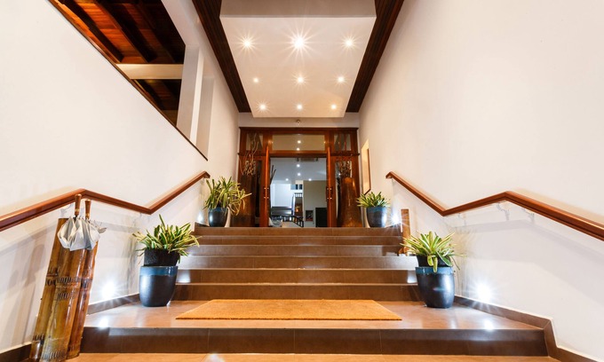 Toamasina Hotel | Hotel Calypso