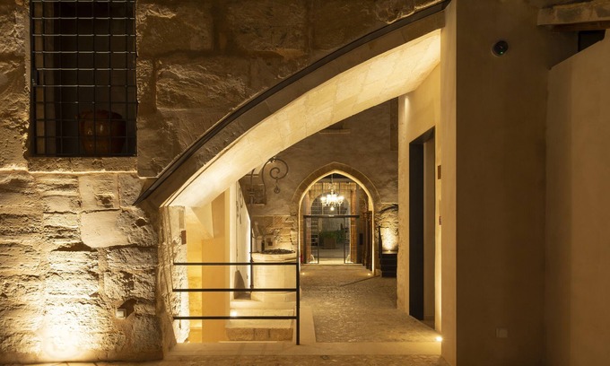 Old Town Hotel | Hotel Can Cirera