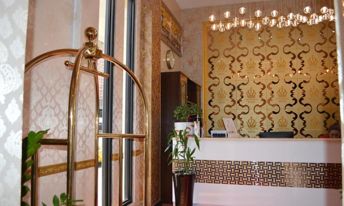 David Hotel | Hotel Crowner David