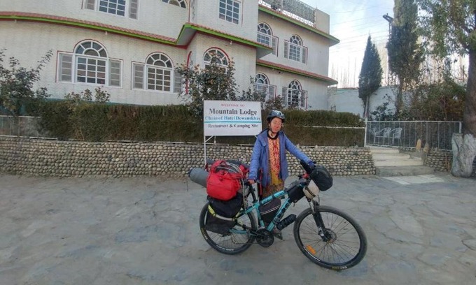 Dhirkot Hotel | Hotel Deewan-E-Aziz Internationa