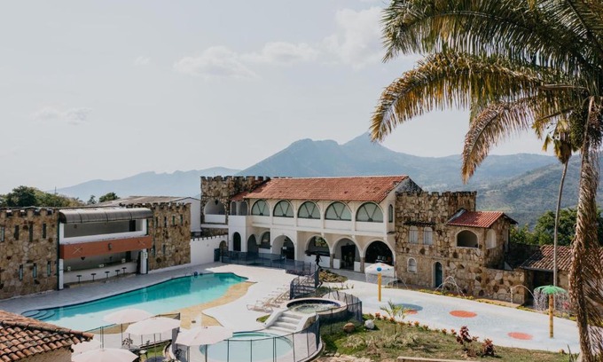 Chinauta Hotel | Hotel El Castillo Chinauta