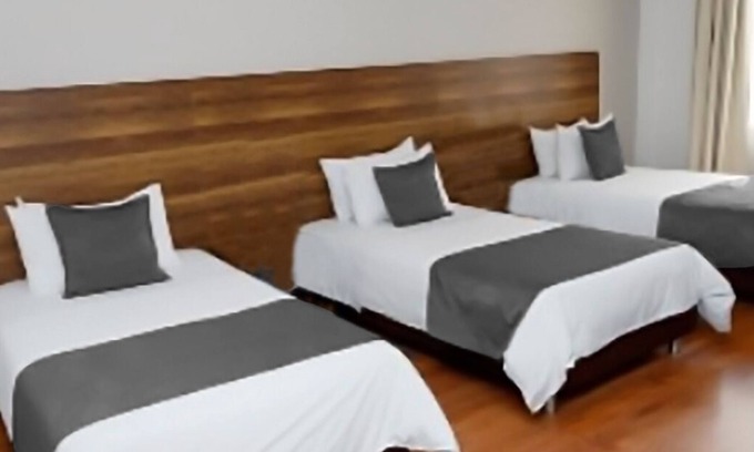 Socabaya Hotel | HOTEL EL PINO SUITE