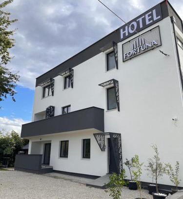 Tuzla Canton Hotel | Hotel Fortuna