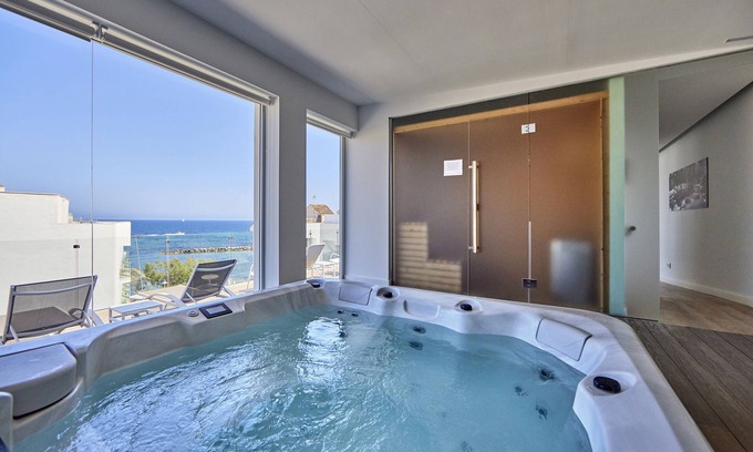 Cala Bona Hotel | Hotel Ilusion Moreyo - Adults Only