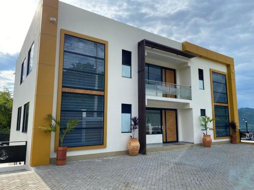 La Mesa Hotel | HOTEL ISIS CONFORT