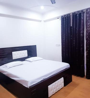 Delhi Bed & Breakfast | Hotel Mannat In Laxmi Nagar