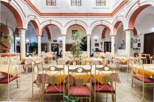 Arcos de la Frontera Hotel | Hotel Marqués de Torresoto by Vivere Stays