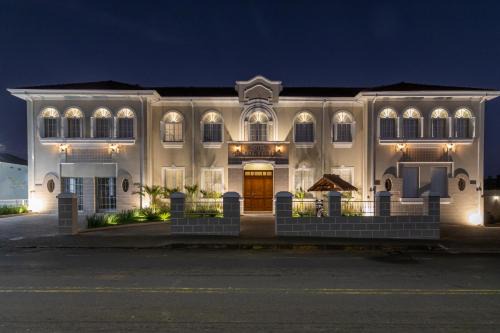 Sao Sebastiao do Paraiso Hotel | Hotel Monsenhor