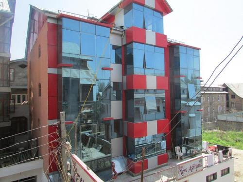 Rajbagh House | Hotel New Aashiyana