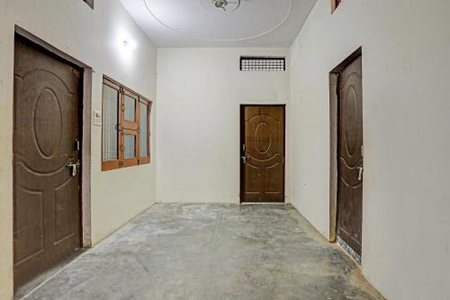 Dhampur Hotel | Hotel O Brothers