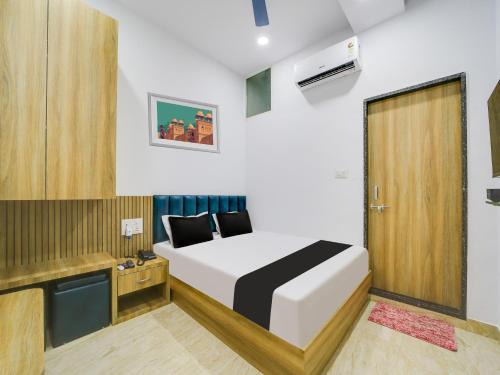 Bhopal Hotel | Hotel O CASS INN