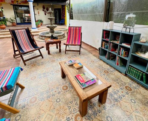 De Guadalupe Hotel | Hotel Ocho Barrios