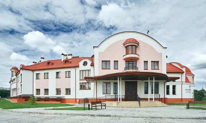 Yavory Hotel | Hotel Patriarshyi