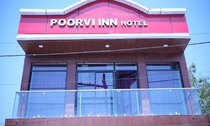 Khajuraho Hotel | Hotel Poorvi Inn with WiFi, AC near Jain Temples, Khajuraho