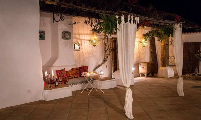 Jimena de la Frontera Hotel | Hotel Rancho Los Lobos