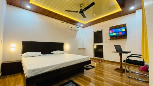 Satna Hotel | Hotel Royal Excellency inn