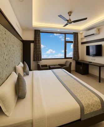 Jangpura Hotel | Hotel Satwah Palace 10 Minute Away Distance Nizamuddin Railway Station