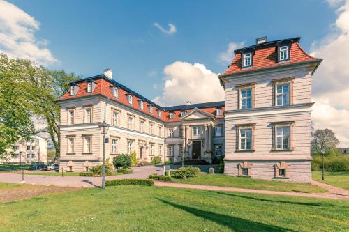 Neustadt-Glewe Hotel | Hotel Schloss Neustadt-Glewe